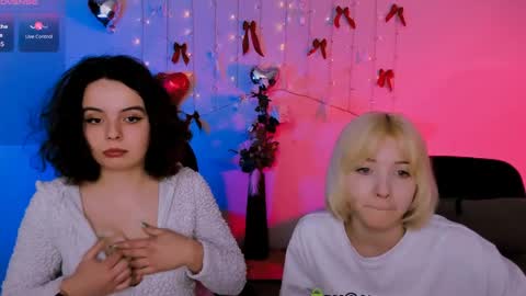 sabrina  online show from 04/28/26, 08:41