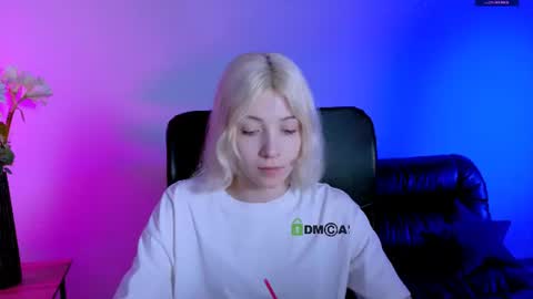 sabrina  online show from 06/16/26, 06:54