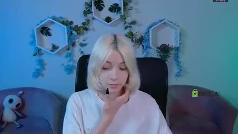 sabrina  online show from 06/20/26, 06:44