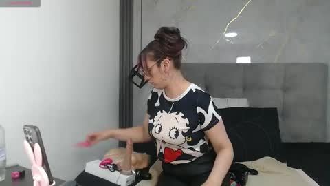 Samanta online show from 02/11/26, 08:14