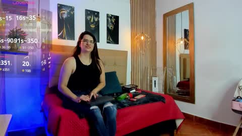 SAMANTHA FOX online show from 09/17/25, 11:45