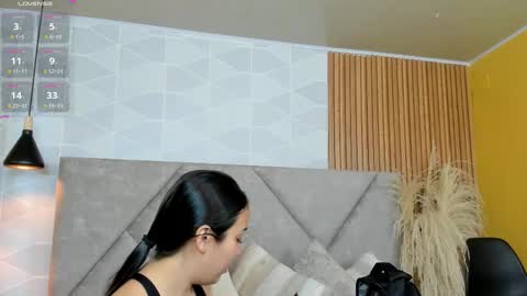 Antonella  online show from 12/22/25, 12:35