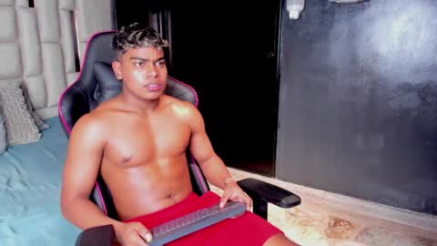 _sammy_ice online show from 02/08/25, 03:42