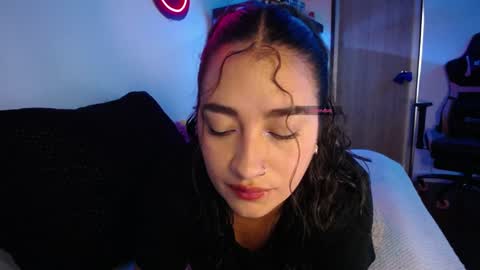  SantaLove  online show from 01/05/25, 07:39