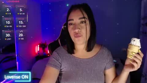  SantaLove  online show from 06/15/26, 08:44