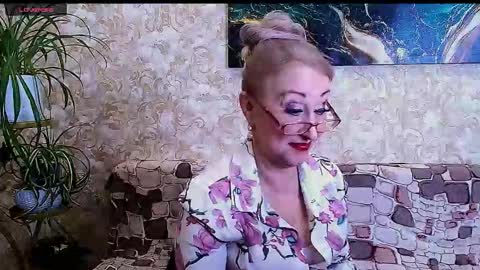 Sara online show from 03/03/26, 10:43