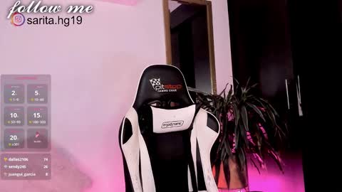 Snapshot of _sara_hernandez chatting on 02/03/25, 10:25 Sara intagram online show from 02/03/25, 10:25