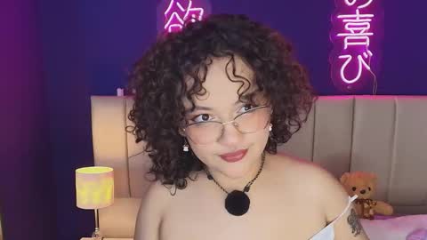 Snapshot of _sarahrose chatting on 02/19/26, 04:52 Sara online show from 02/19/26, 04:52