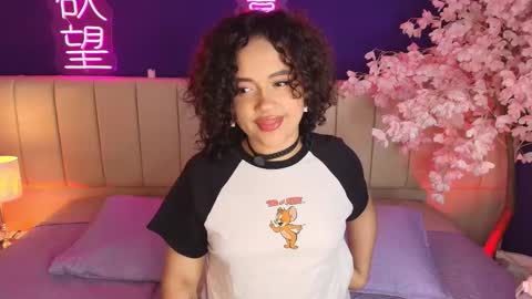 Snapshot of _sarahrose chatting on 02/24/26, 04:54 Sara online show from 02/24/26, 04:54