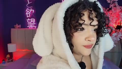 Snapshot of _sarahrose chatting on 04/03/26, 04:10 Sara online show from 04/03/26, 04:10