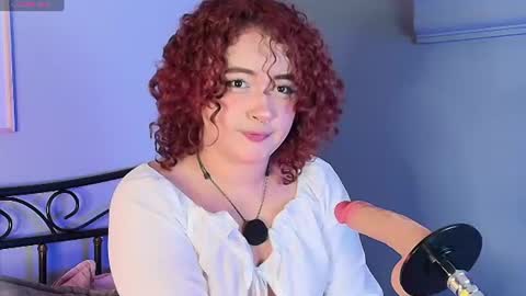 Snapshot of _sarahrose chatting on 06/16/26, 07:38 Sara online show from 06/16/26, 07:38