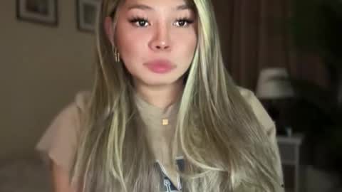 Snapshot of _seductive_jane chatting on 03/22/26, 01:25 ENAJ online show from 03/22/26, 01:25