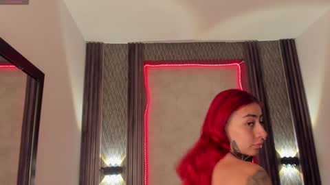 Selene online show from 01/25/25, 04:13