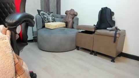 Selene online show from 06/11/26, 01:49