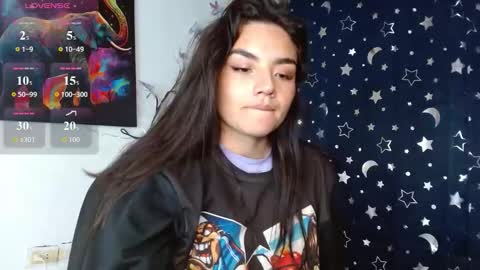 Snapshot of _serendepia_ chatting on 11/04/25, 05:50 Serendipia online show from 11/04/25, 05:50