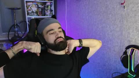 Ask me online show from 10/31/25, 06:31