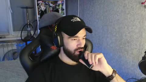 Ask me online show from 11/28/25, 07:49