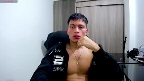 Juan Pablo-independent model online show from 01/28/25, 04:29