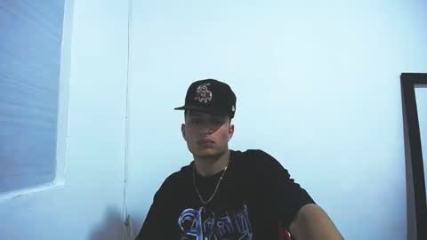 Juan Pablo-independent model online show from 11/13/25, 06:23