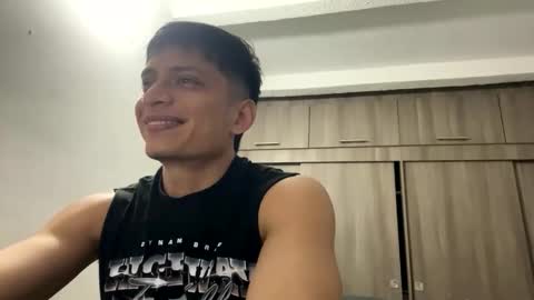 Juan Pablo-independent model online show from 02/09/26, 02:15