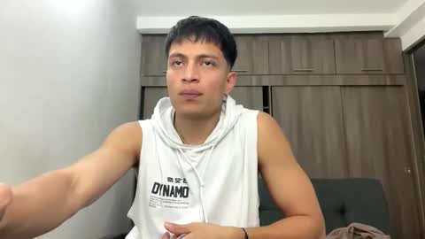 Juan Pablo-independent model online show from 03/20/26, 12:59