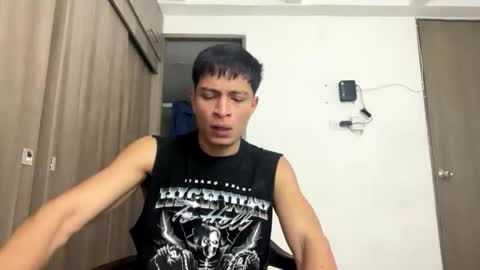 Juan Pablo-independent model online show from 04/28/26, 02:49