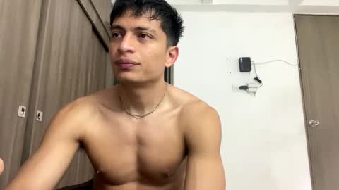 Juan Pablo-independent model online show from 04/28/26, 06:57