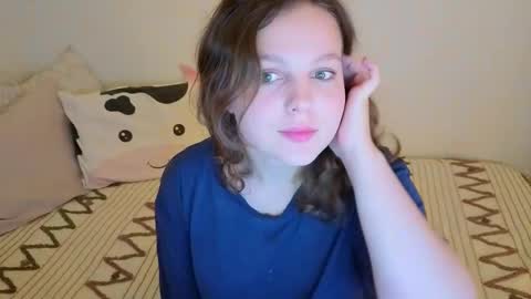 Snapshot of _sexymental_ chatting on 09/17/25, 06:31 Alice online show from 09/17/25, 06:31