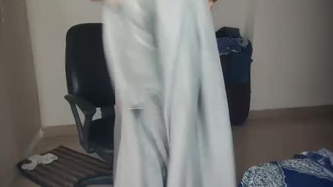 Snapshot of _shalini_0 chatting on 10/10/25, 01:59 _shalini_0 online show from 10/10/25, 01:59