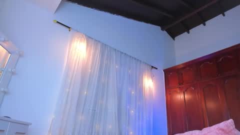 Shsntal online show from 11/19/25, 01:55