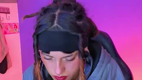 _sharlotte777 online show from 11/12/25, 02:50