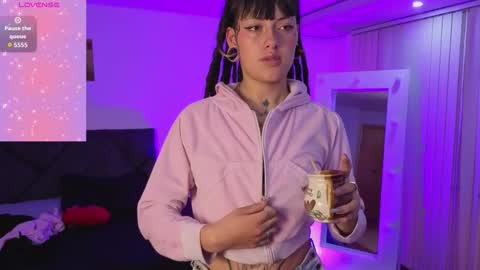_sharlotte777 online show from 05/03/26, 04:13