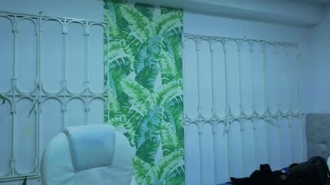 _sharlotte777 online show from 05/11/26, 01:17
