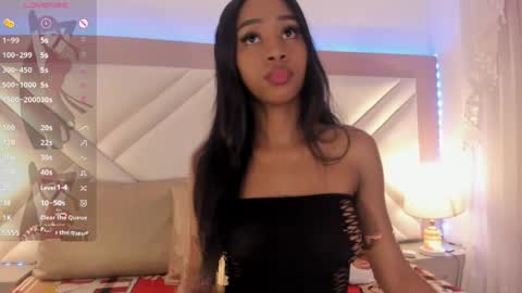 Snapshot of _shayra_ chatting on 03/17/26, 08:12 Shayra online show from 03/17/26, 08:12