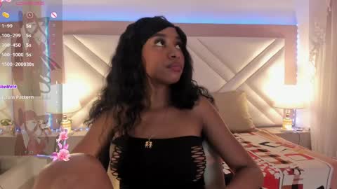Snapshot of _shayra_ chatting on 05/11/26, 04:15 Shayra online show from 05/11/26, 04:15