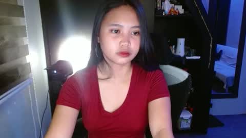 _shinelee online show from 02/18/26, 07:54