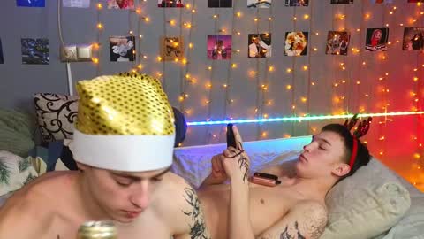 Snapshot of _side_by_you_ chatting on 12/25/24, 02:23 NATHANPVT IS OPEN online show from 12/25/24, 02:23