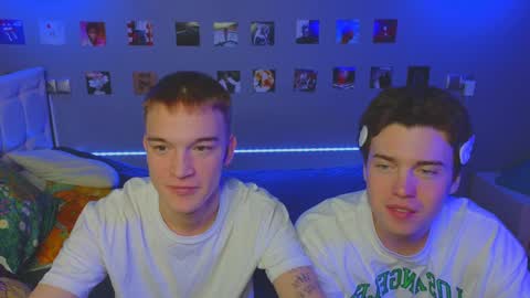 Snapshot of _side_by_you_ chatting on 01/12/25, 06:16 NATHANPVT IS OPEN online show from 01/12/25, 06:16