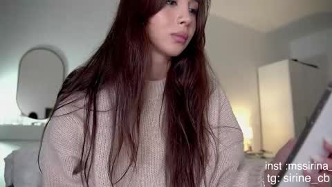 Snapshot of _sirine_ chatting on 09/19/25, 04:25 Marinette online show from 09/19/25, 04:25