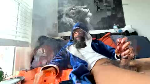 Snapshot of _slimreaper69 chatting on 04/19/26, 01:32 Slim Reaper online show from 04/19/26, 01:32