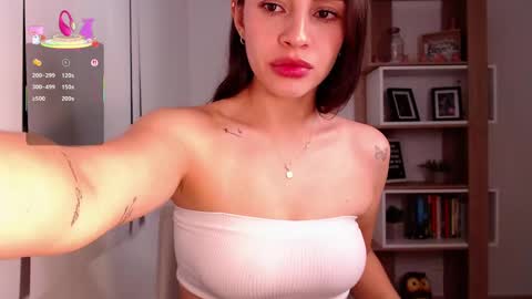 Lauren  online show from 02/27/25, 01:59