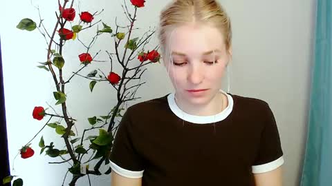 Rachel online show from 04/29/26, 01:04