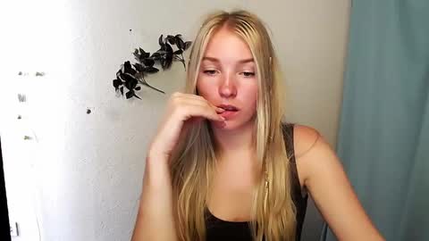 Rachel online show from 06/07/26, 11:47