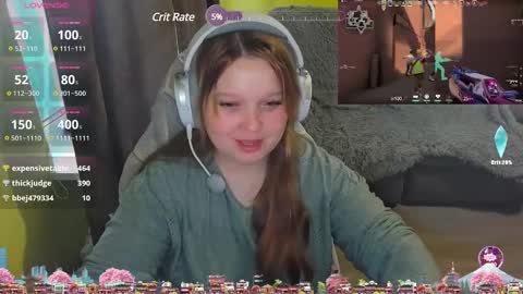 Snapshot of _sofia_adam_ chatting on 01/06/25, 12:46 pups online show from 01/06/25, 12:46