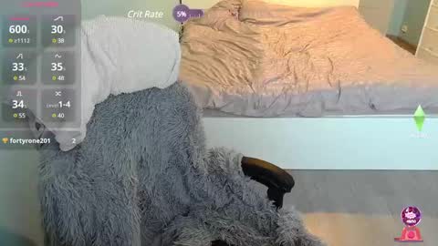Snapshot of _sofia_adam_ chatting on 02/10/25, 10:53 pups online show from 02/10/25, 10:53