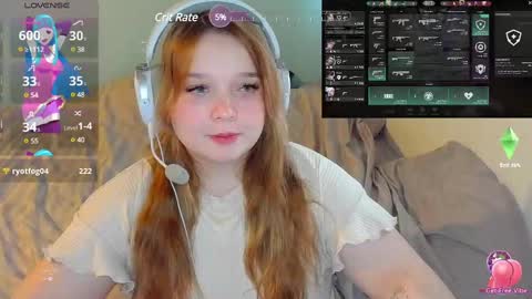Snapshot of _sofia_adam_ chatting on 03/05/25, 05:40 pups online show from 03/05/25, 05:40