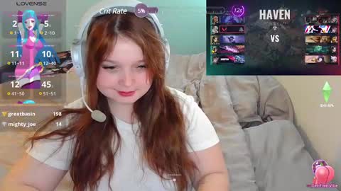 Snapshot of _sofia_adam_ chatting on 03/08/25, 08:33 pups online show from 03/08/25, 08:33