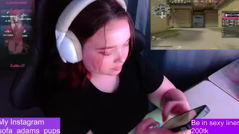 Snapshot of _sofia_adam_ chatting on 04/15/26, 06:09 pups online show from 04/15/26, 06:09
