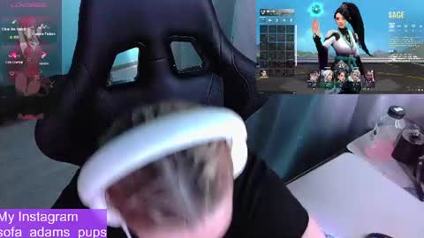 Snapshot of _sofia_adam_ chatting on 06/20/26, 09:23 pups online show from 06/20/26, 09:23