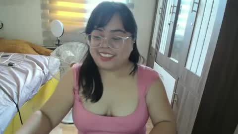 Snapshot of _soleil4u chatting on 02/20/26, 06:19 Anya online show from 02/20/26, 06:19